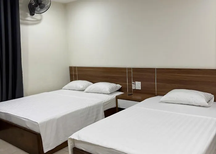 Hotel Khach San Phong